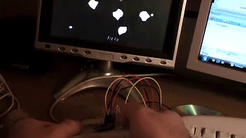 Acceleroids: arduino/accelerometer Asteroids game