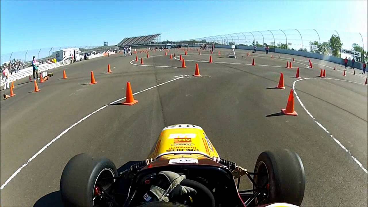 2012 Minnesota Skidpad Event 1 (Formula SAE) YouTube