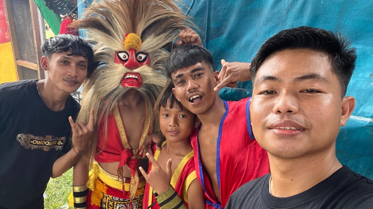 Ganongan di jaranan Turonggo Wulung original Bulusari Lamteng live lapangan sidowaras Lamteng 