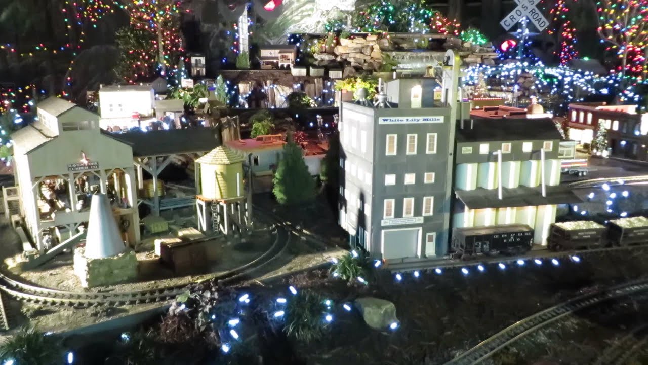 Model trains at Dollywood (2 of 2) Pigeon TN 010215 YouTube