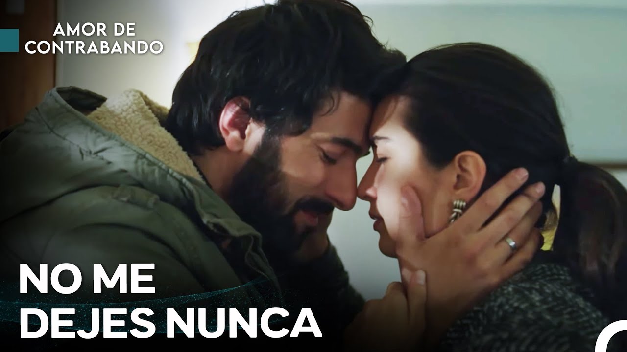 Abre Tu Corazón, Estoy Aquí - Amor De Contrabando