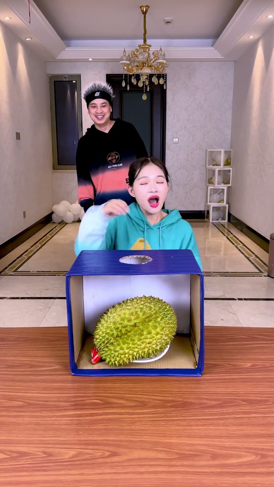 Guess The Object In The Box Challenge, See Who Is The Most Timid#Funnyfamily #Funny #Shorts