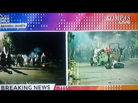 demo dibubarkan brimob di depan bawaslu - YouTube
