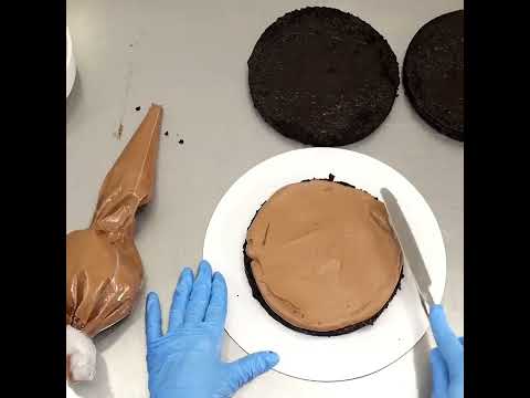 Рецепт торта Шоколадная бомба от кондитерской Ваниль Корица