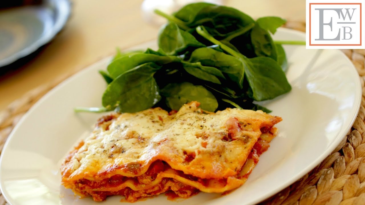 Beth's Homemade Lasagna Recipe | ENTERTAINING WITH BETH - YouTube