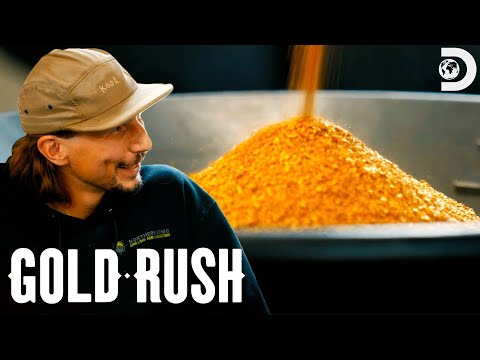 Big Red Finally Brings In over $400K of Gold for Parker | Gold Rush