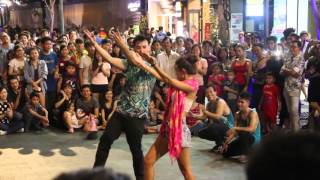 Các nhóm nhạc khuấy động Phố đi bộ Nguyễn Huệ