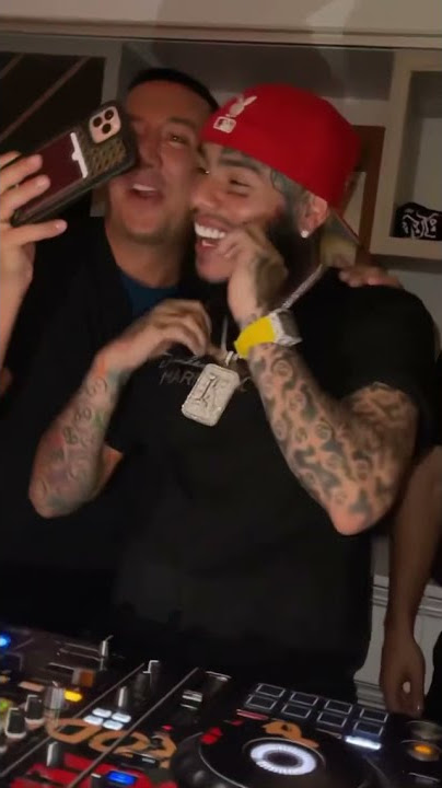6ix9ine listening to MALA