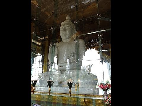 พระหยกขาว Kyauk Taw Gyi Pagoda Largest marble Buddha image in Myanmar measuring 37 feet tall