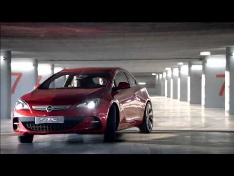  2012 Opel Astra GTC Trailer