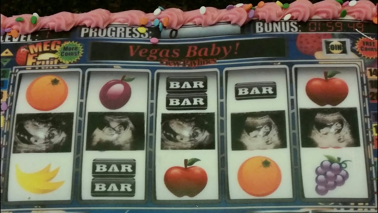 Baby announcement - Priceless reaction!