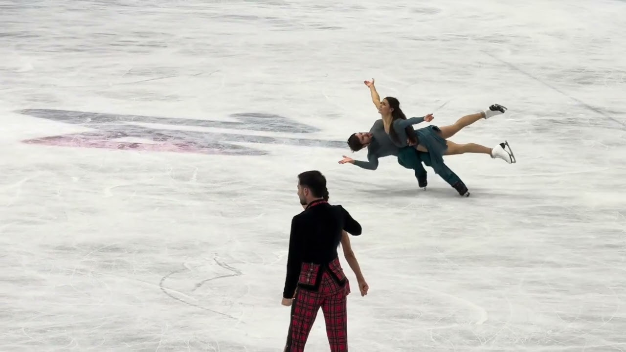 Lola and Guillaume practice