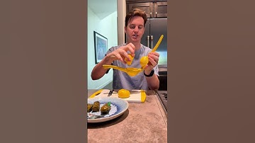 🍋 Squeeze Every Drop: Zulay Kitchen Metal Lemon Squeezer! 🍋