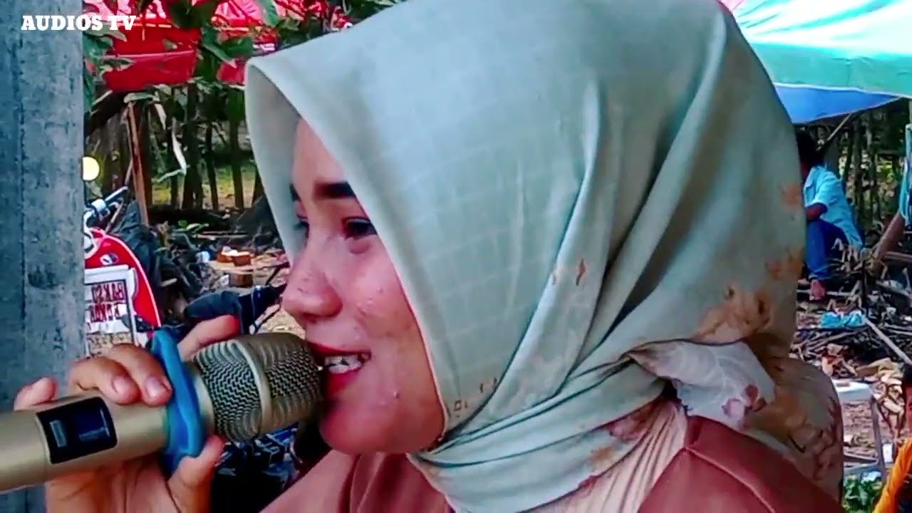 Lagu minang TALANJUA SAYANG Cipt: Nur Amela Cvr: Yuni Arr: Iwan Live: DM MUSIK