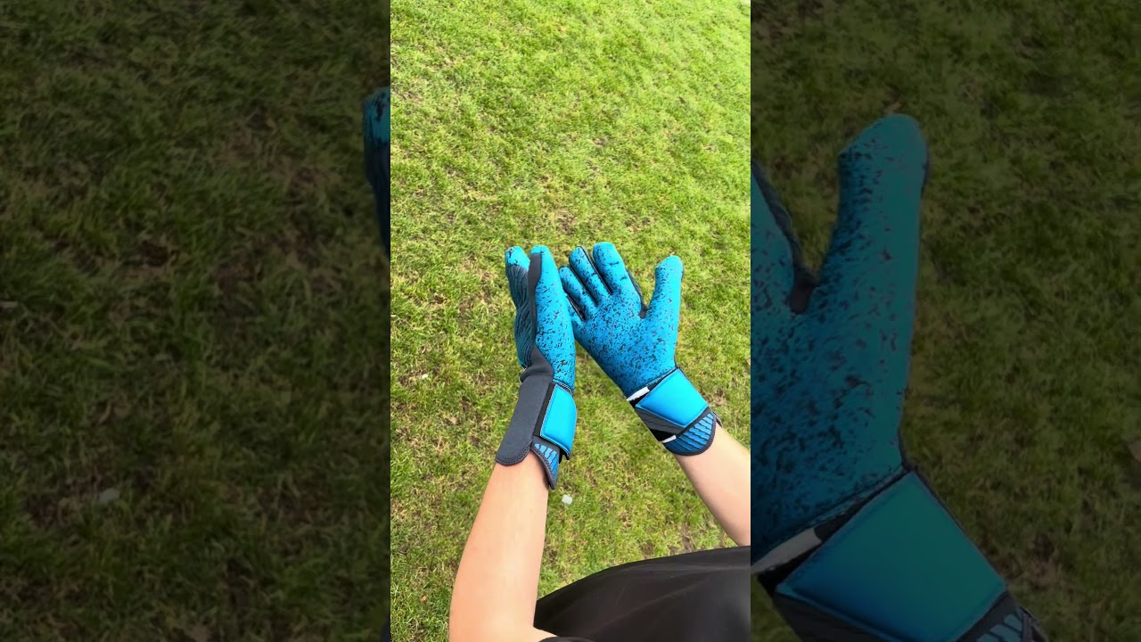 Every goalkeepers needs to give gloveglu a go 👇#goalkeeper #football #fyp #goalkeepergloves #asmr