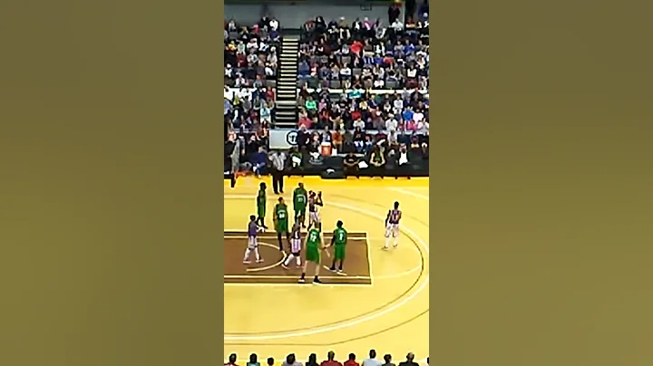 Carl Prather dunked On hard