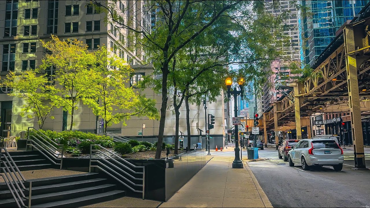 Through Downtown to Cloud Gate | Chicago City Walk | 4K | No Commentary