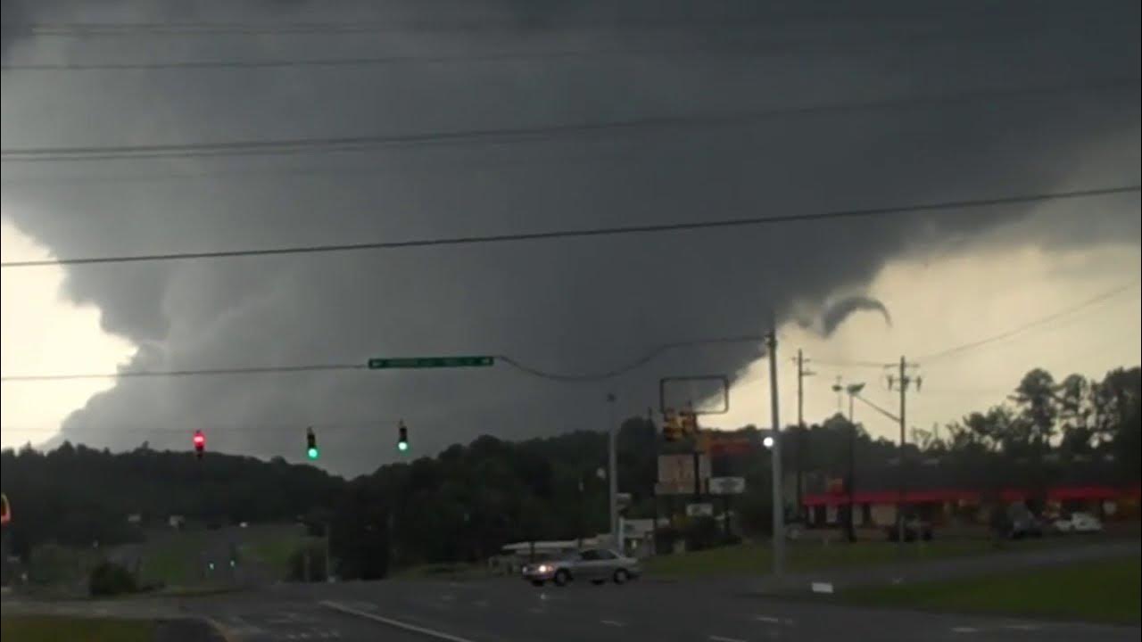 Tornado in Cordova, AL, 4/27/2011 (Stabilized) YouTube