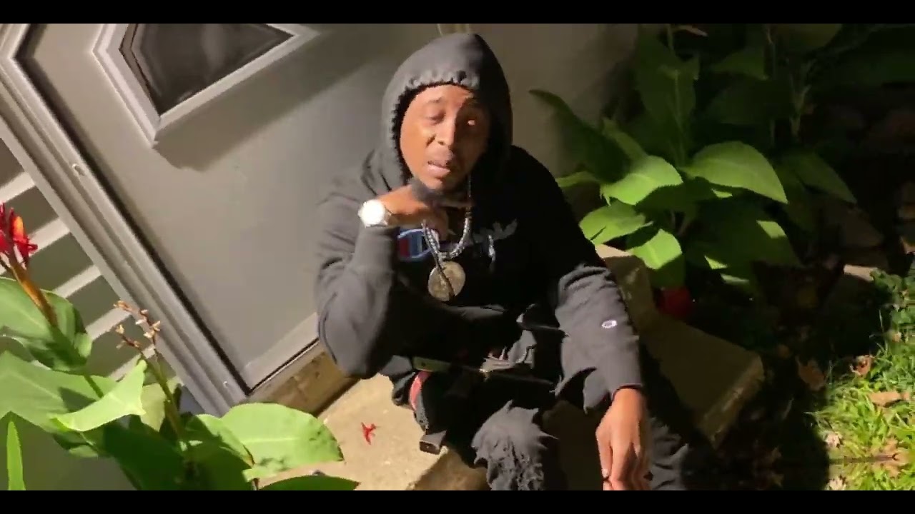 Mira DON BUXAPLENI - KING VON FLOW ( Official Video) en YouTube Mira DON BUXAPLENI - KING VON FLOW ( Official Video) en YouTube