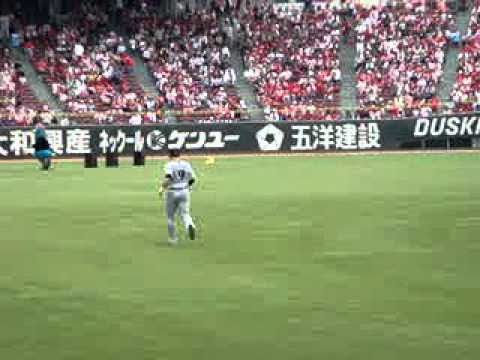 2010/10/2ストレッチするマートン.MPG