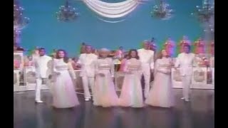 Lawrence Welk Show - The Swinging &#39;30s from 1977 - Lawrence Welk Hosts