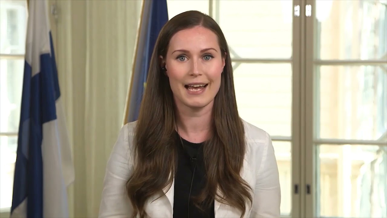 Sanna Marin in lightspeed fast motion