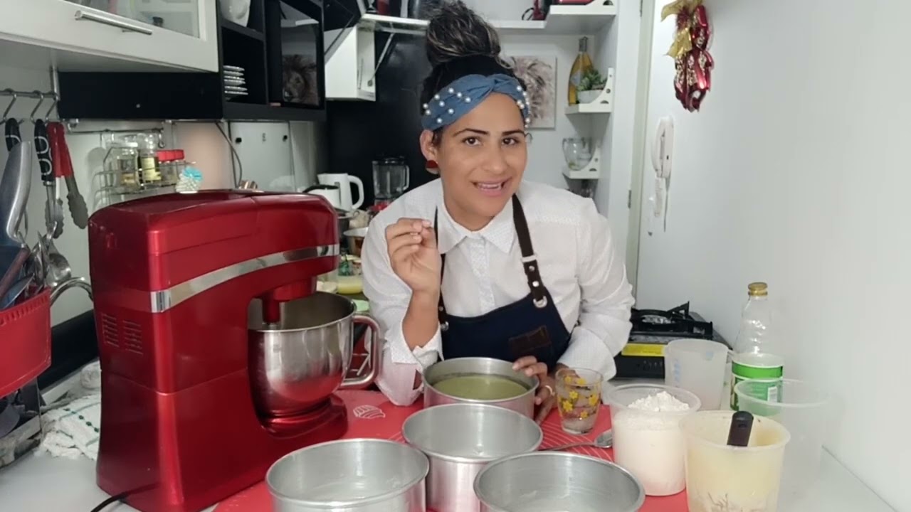 RECETA BIZCOCHO PARA TORTA ALTAS - sin leche, sin mantequilla y ni margarina.