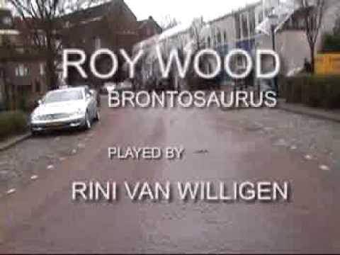 TIM CURRY-ROY WOOD brontosaurus played by rini van...