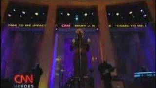 Mary J. Blige Performs Come To Me (Peace) Live On CNN Heroes