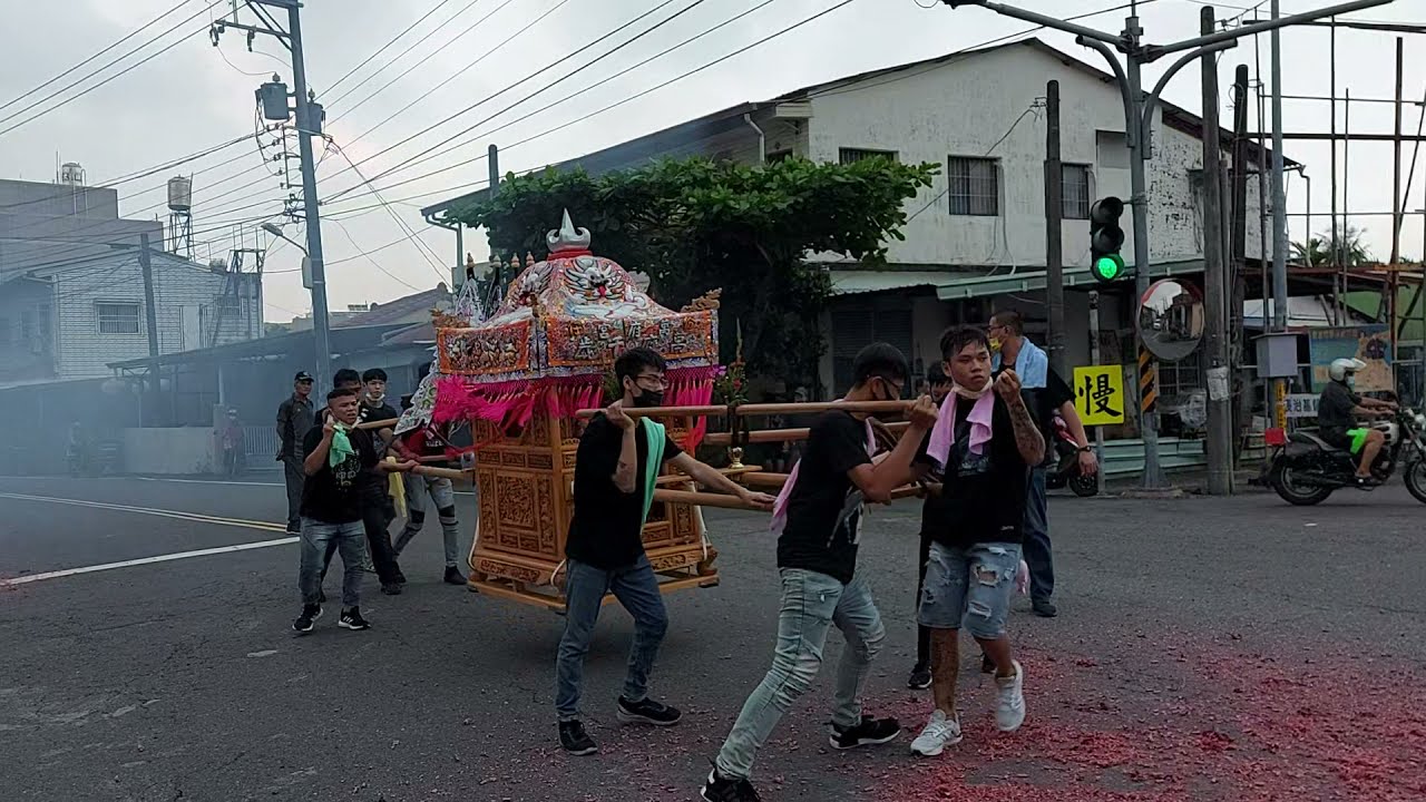 ㊣王爺公a新超跑㊣屏東萬府宮~新轎到貨~萬府千歲試駕神輿小遶境~疫情當前~有熱鬧看真開心~