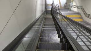 近鉄白庭台駅のエスカレーターその2【日立製,HITACHI】