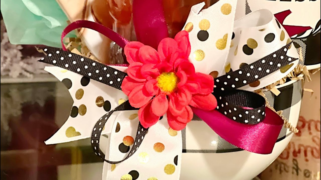 What Color Is Ribbits Bow Need help Making A Layered Bow Using Different Colors Of Ribbon? Try ...