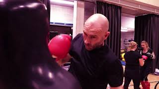 Wie is Kettei de kickboksclub in Moerbeke?