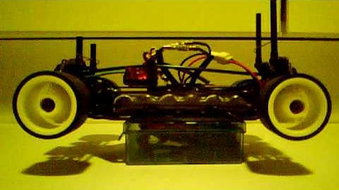 Team Associated RC18R new motor test