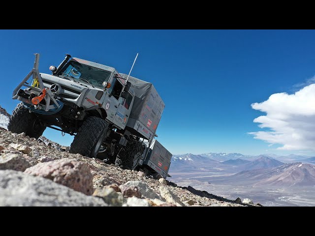 Mercedes-Benz Unimog sets high altitude record for a wheeled vehicle -  Autoblog