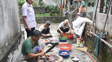 Toàn cảnh làm cỗ  quê Thái Bình, Tiết Canh Lòng Lợn