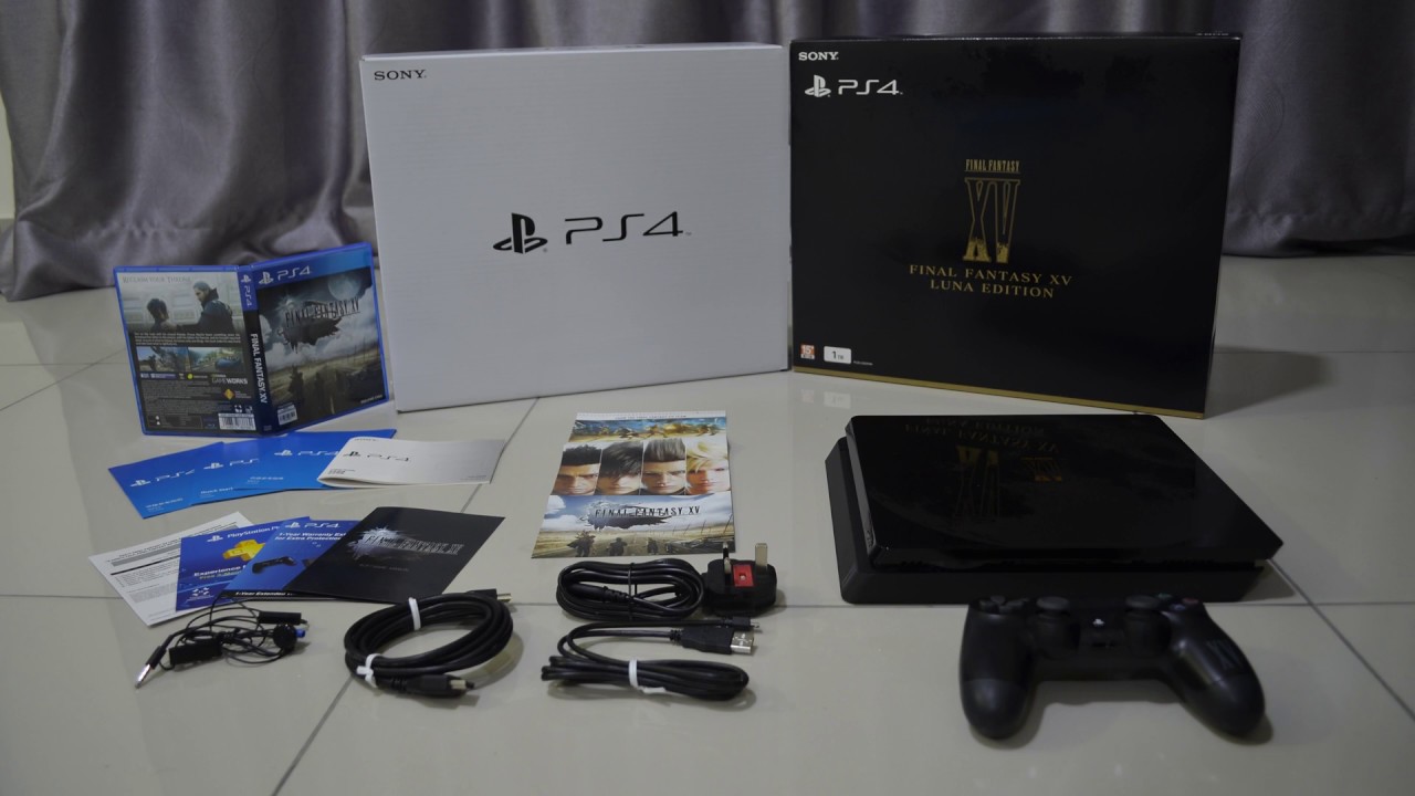 PlayStation 4 Final Fantasy XV Luna Edition Quick Unbox (Asia)