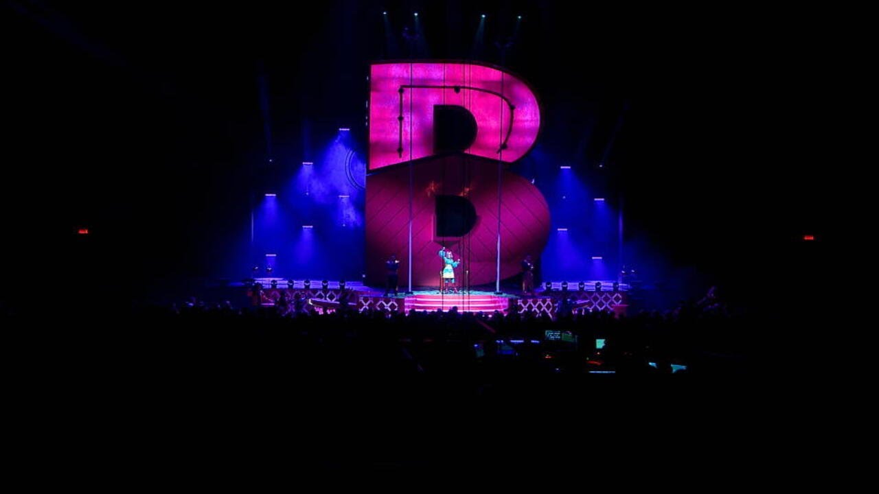 Spectacle du Cirque du Soleil à Trois-Rivières: hommage réussi à RBO ...