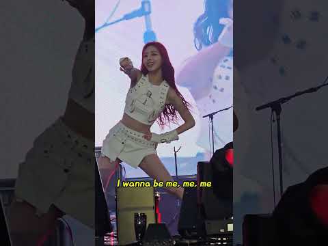ITZY 유나랑 아이컨택 가능한 직캠 영상 ㄷㄷ