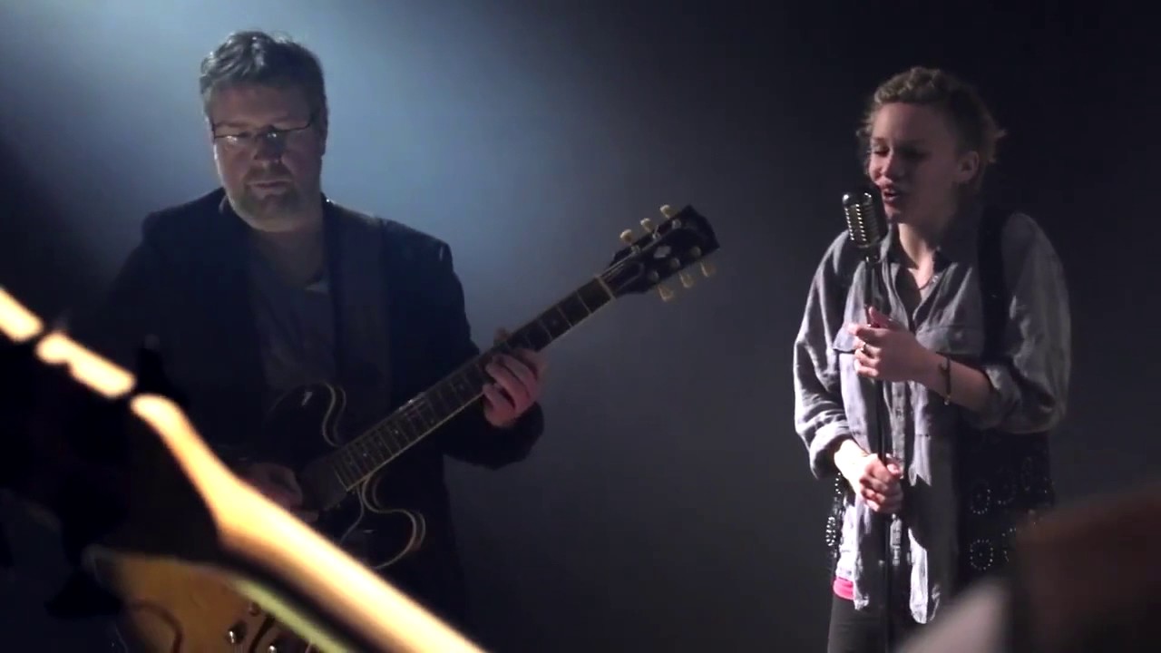 Песня про Саню (Cover) - YouTube