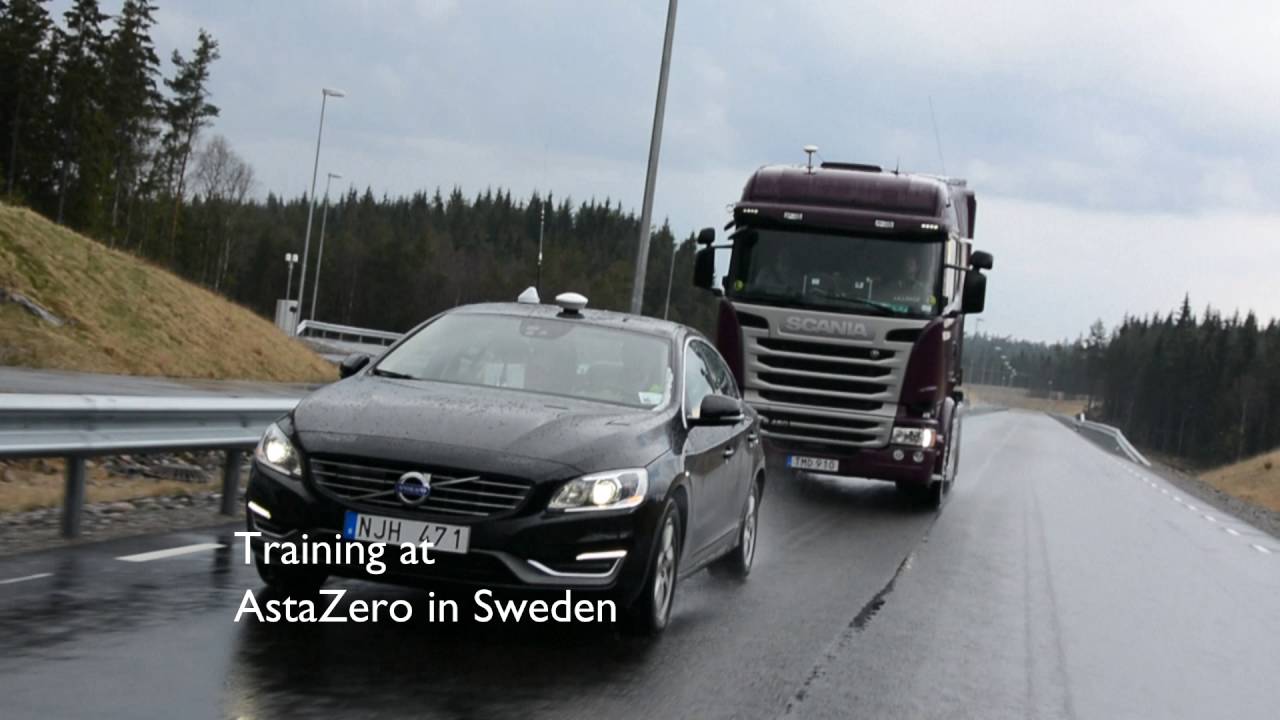 Team Halmstad won gold in the Grand Cooperative Driving Challenge, GCDC 2016.