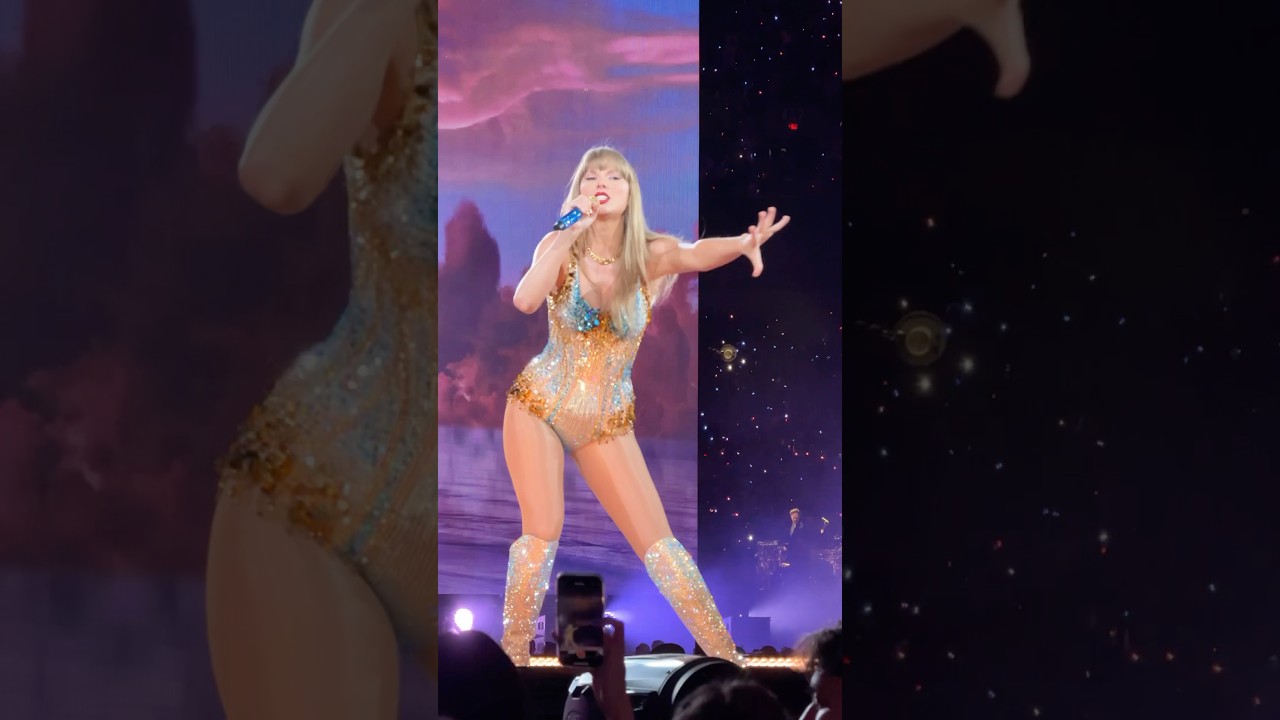 Taylor Swift performing “Cruel Summer” at the Eras Tour in Vancouver (December 7, 2024).