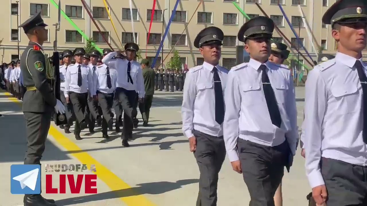Qurolli Kuchlar akademiyasidagi bitiruv marosimining rasmiy qismi yakunlandi.