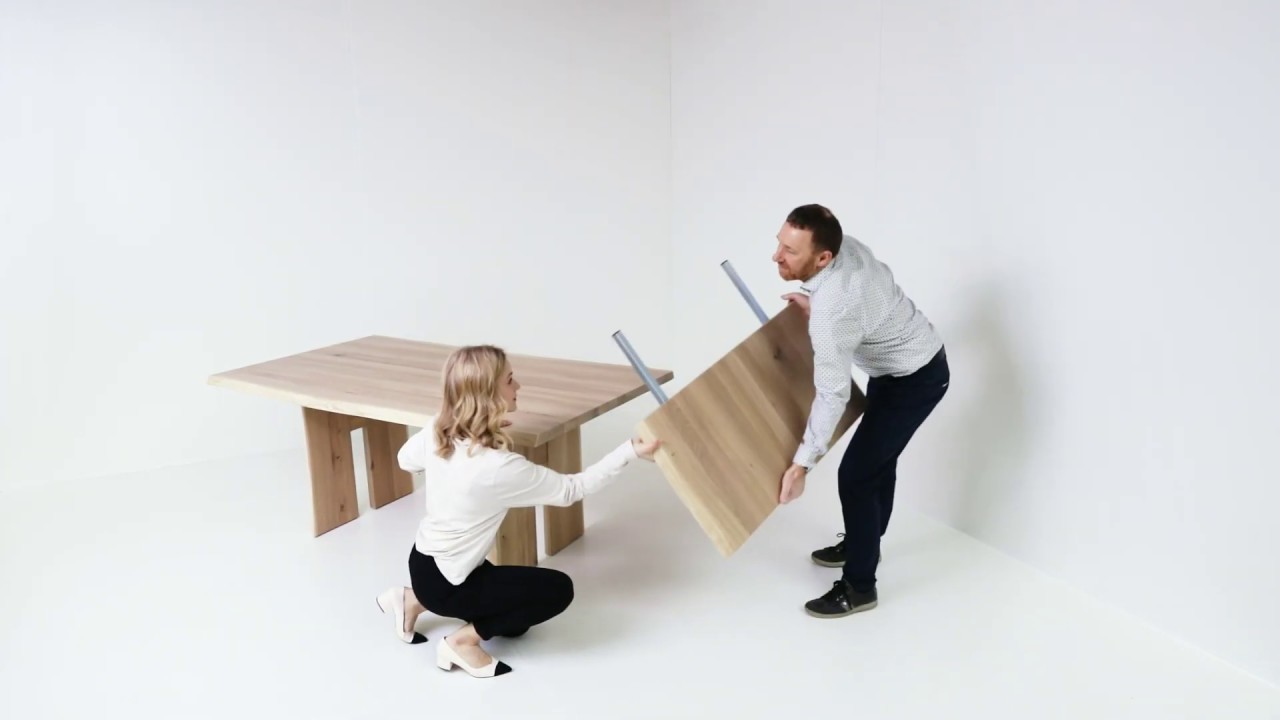 Massivholztisch aus Ulme mit Ansteckplatte