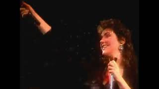Download Lagu Forever young Laura branigan live 1986 MP3