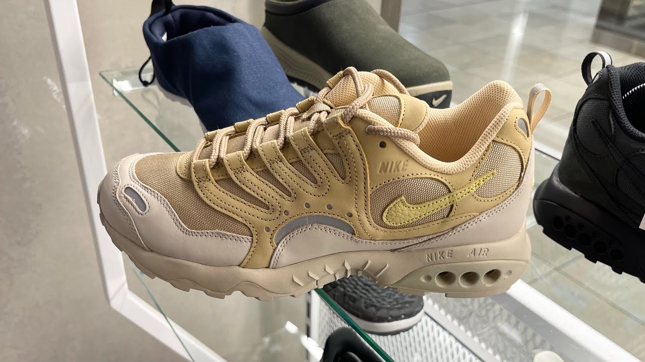 ◆正規品◆NIKE AIR HUMARA SESAME(W)◆関税/送料無料◆人気◆ hq720.jpg?sqp=-