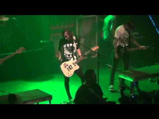 Pierce the Veil- Bulletproof Love (Live at Irving Plaza, NY 12/3/2011)