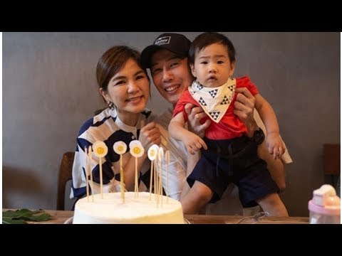 Ella家清潔工是他！　1歲勁寶「包著尿布做家事」模樣Q炸 | ETtoday星光雲