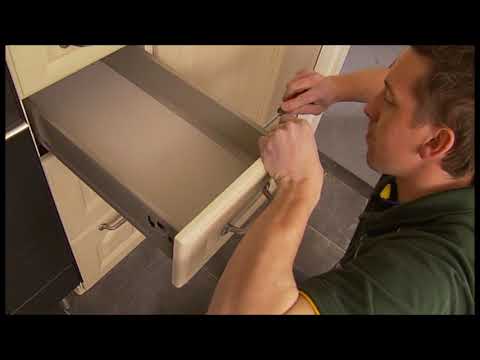 Video: Keukenafwerking: kunststof panelen of tegels