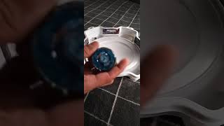 MetalFusion Beyblade Battle | Storm Pegasus vs Nightmare Rex